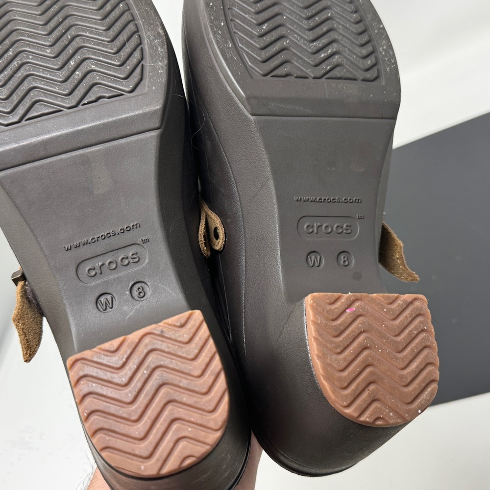 Crocs Sarah Clog Mule Duel Comfort Espresso Standard Fit Woman’s Size 8 - Picture 8 of 10